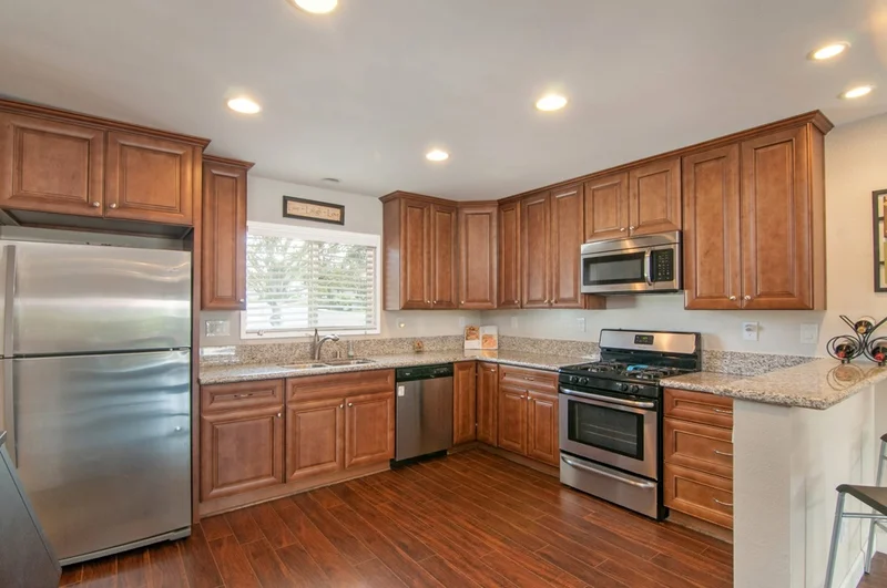 11354 Paseo Albacete, San Diego, CA 92129