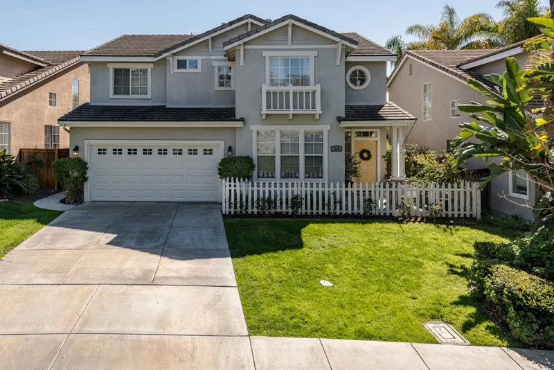7752 Corte Promenade, Carlsbad, CA 92009