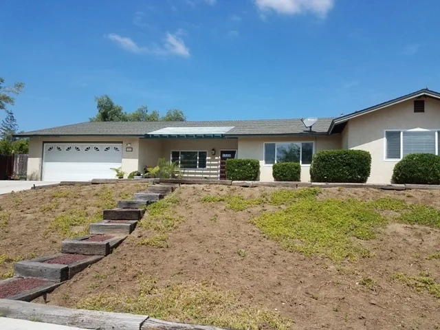 1013 Crest View Rd., Vista, CA 92081