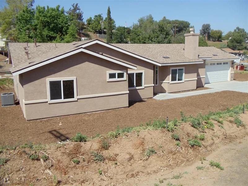12281 Gay Rio Dr, Lakeside, CA 92040