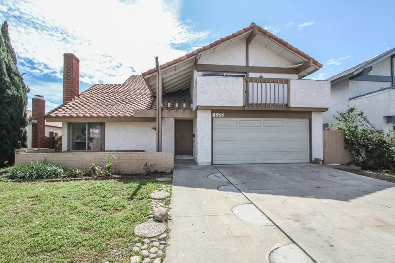 8853 Menkar Rd, San Diego, CA 92126
