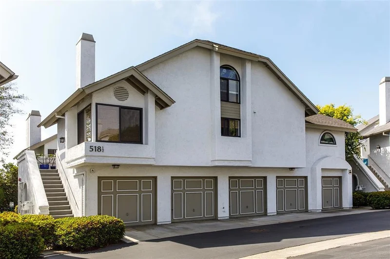 518 Via De La Valle #B, Solana Beach, CA 92075