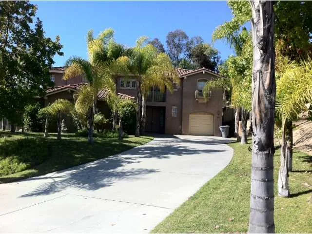 1020 Crimson Drive, San Marcos, CA 92069