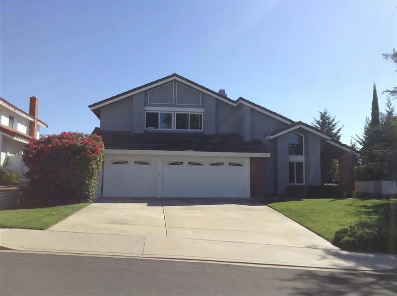 2715 Socorro Ln, Carlsbad, CA 92009
