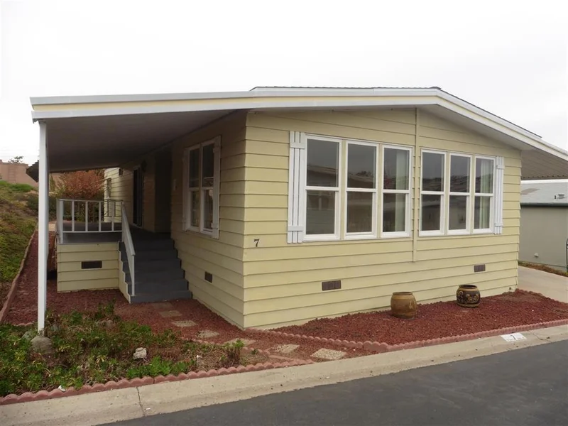 1175 La Moree Rd #7, San Marcos, CA 92078