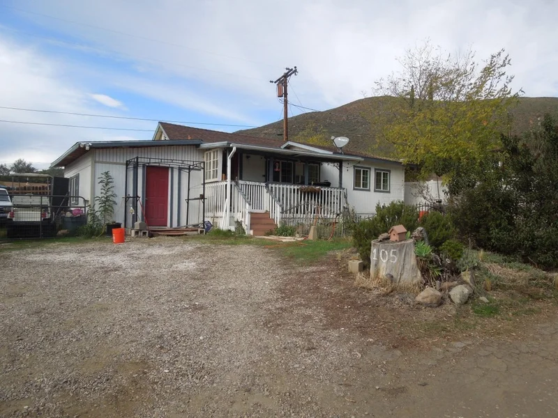 105 Willowside Terr, Alpine, CA 91901