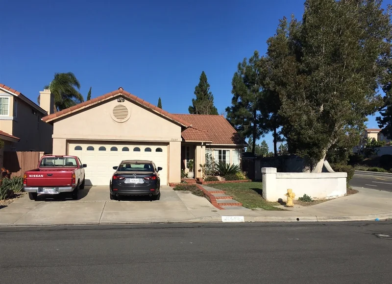 11605 Thomas Hayes, San Diego, CA 92126