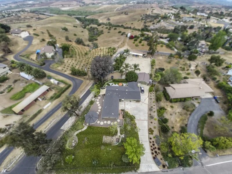 422 Hutchison Street, Vista, CA 92084