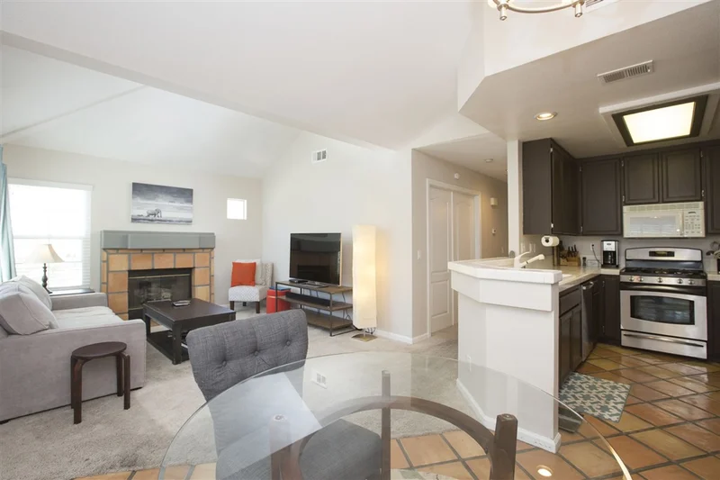 11212 Portobelo, San Diego, CA 92124
