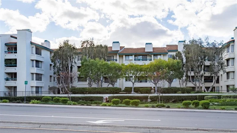 11255 Tierrasanta Blvd #118, San Diego, CA 92124