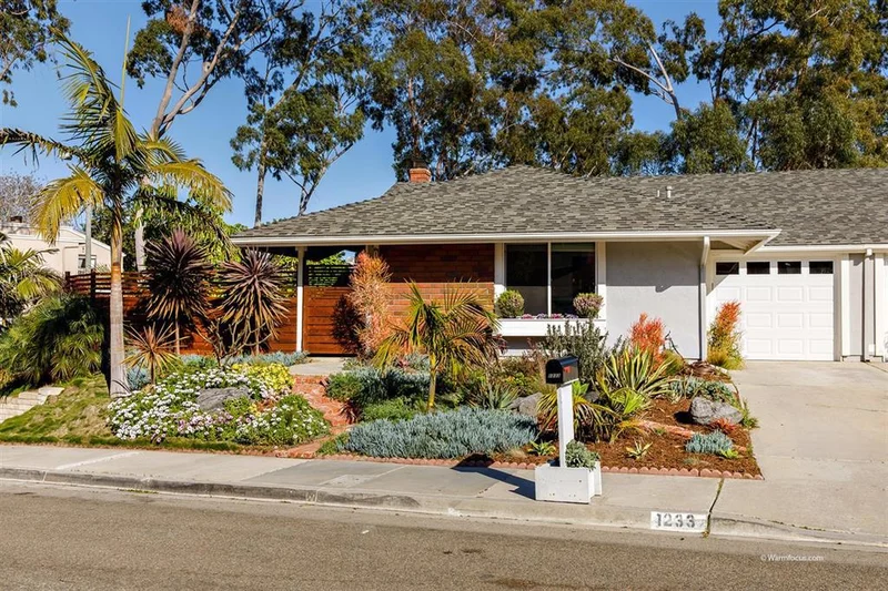 1233 Greenlake, Cardiff By The Sea, CA 92007