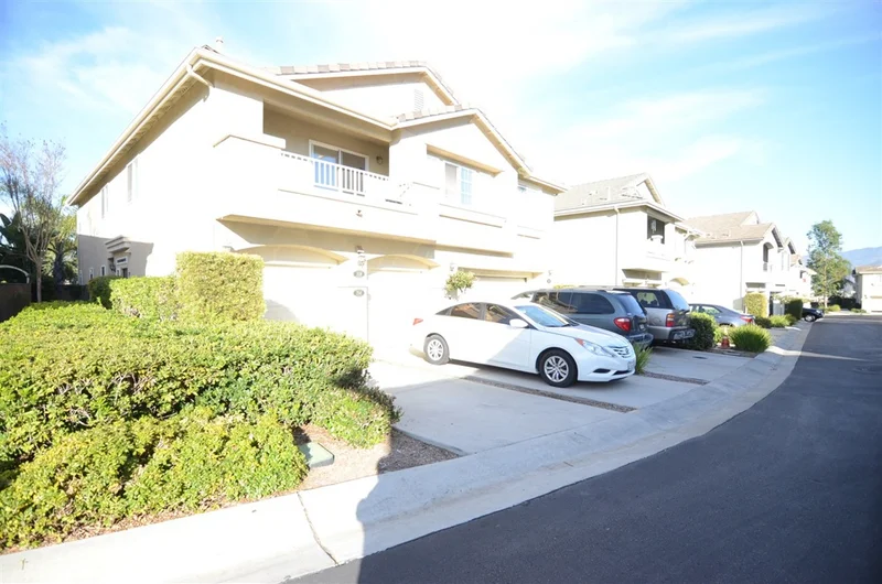 2541 Garnet Peak Rd, Chula Vista, CA 91915