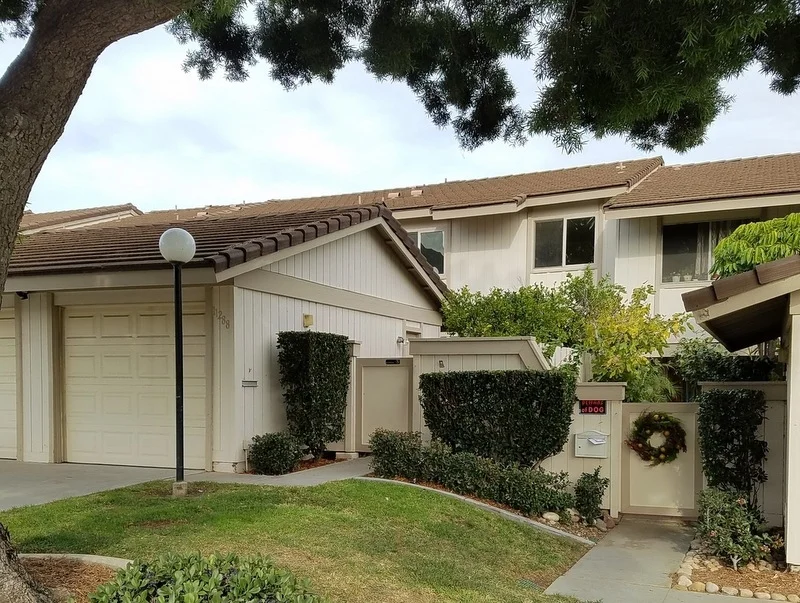 11288 Poblado, San Diego, CA 92127
