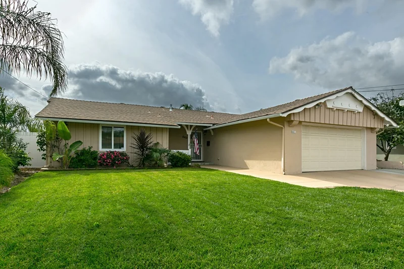 8451 Bashan Lake Ave., San Diego, CA 92119