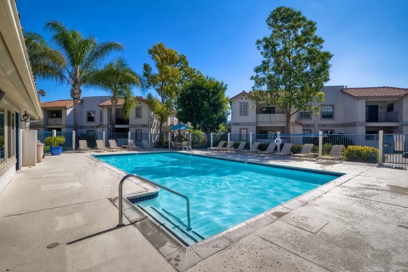 10323 Azuaga St. #281, San Diego, CA 92129