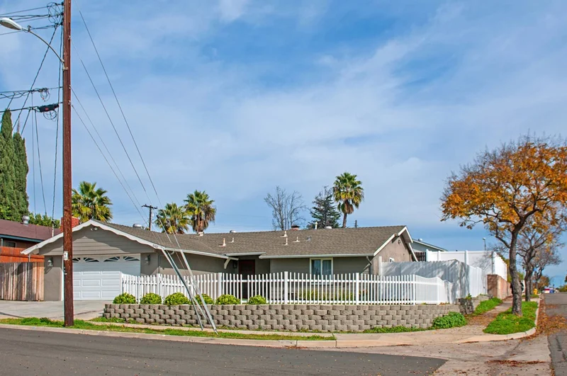 8482 June Lake Dr., San Diego, CA 92119