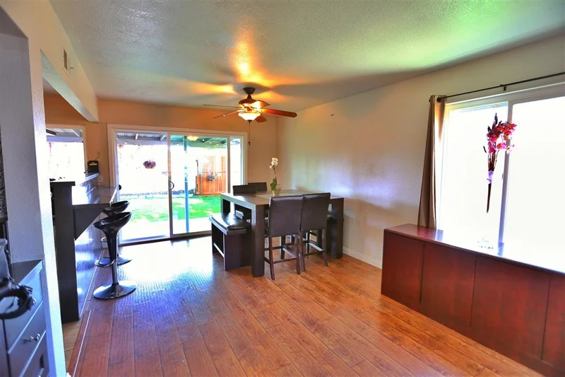 294 Latimer, San Diego, CA 92114