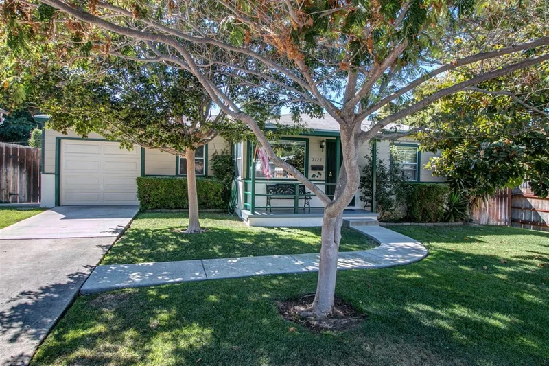 2722 Nomel Lane, Lemon Grove, CA 91945