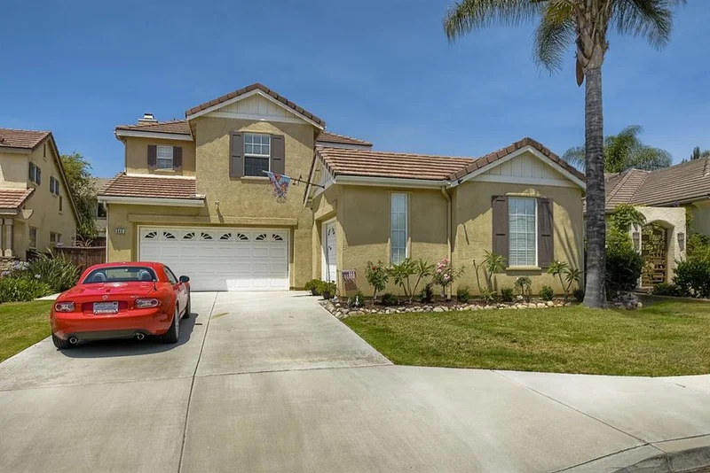 545 Lawndale Place, San Marcos, CA 92069