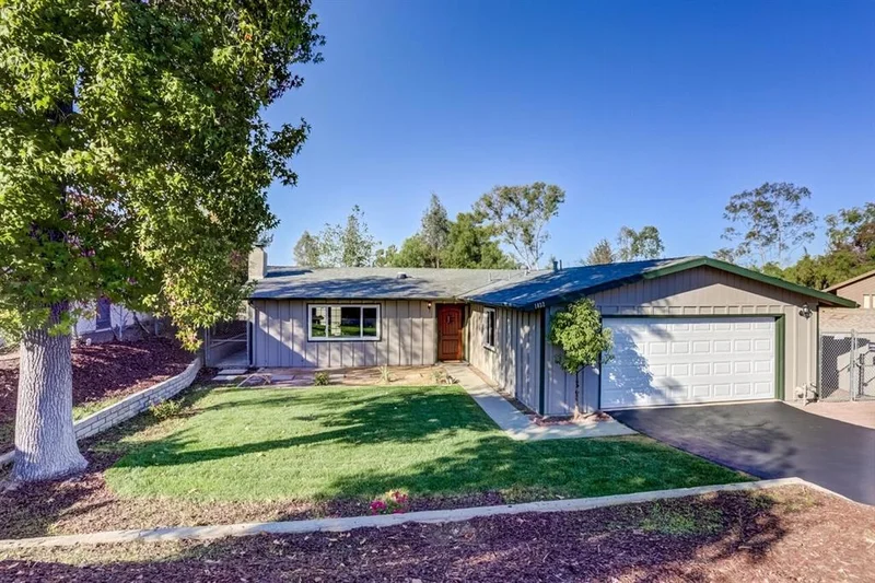 1032 La Solana Dr, Fallbrook, CA 92028