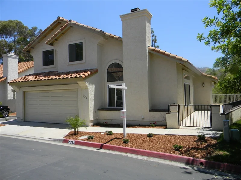 10233 Greenleaf Rd, Spring Valley, CA 91977