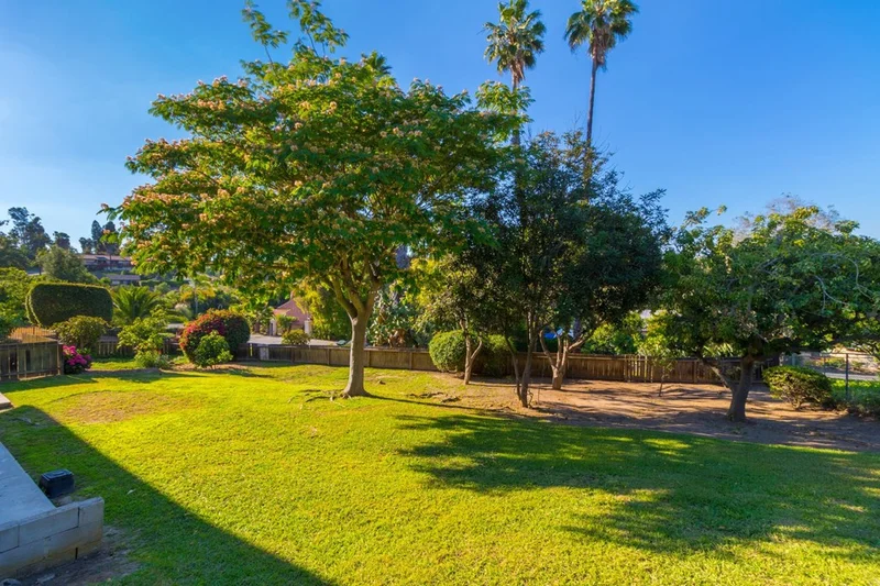 1035 Via Contenta, Escondido, CA 92029