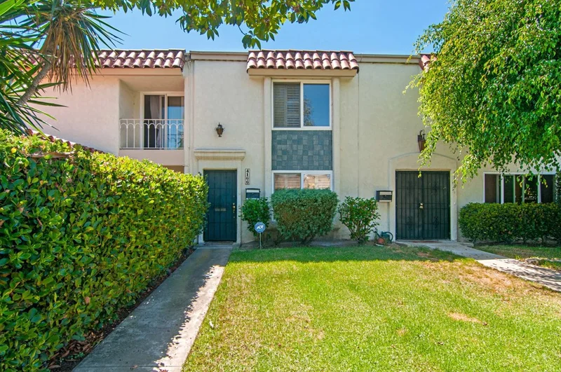 4166 Genesee, San Diego, CA 92111