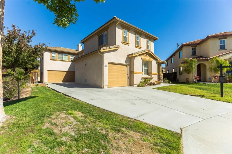 1006 Greenway Road, Oceanside, CA 92057