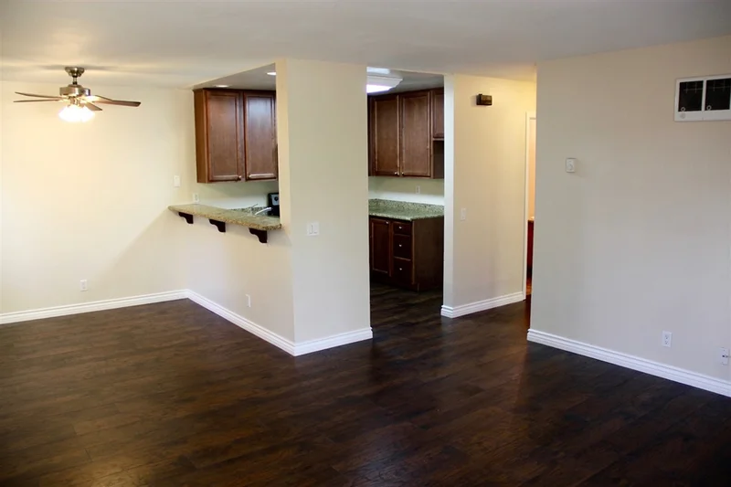 225 El Norte Pkwy #150, Escondido, CA 92026