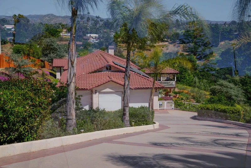 228 Vista Grande Glen, Escondido, CA 92025