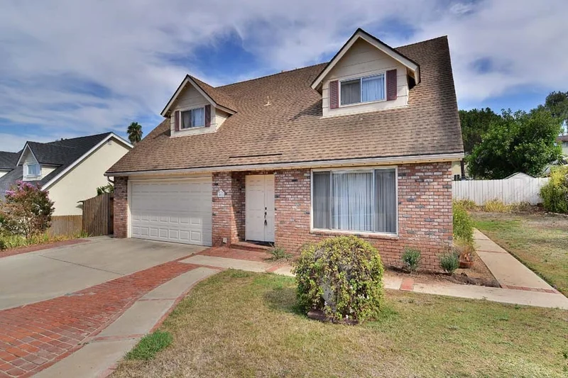 10020 Fieldcrest St, Spring Valley, CA 91977