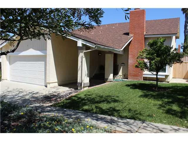 1138 Canary Court, San Marcos, CA 92078