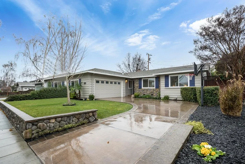 2707 Dumbarton, San Jose, CA 95124