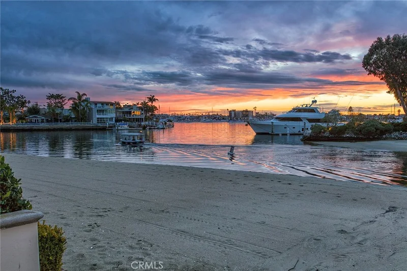 3 Beacon Bay, Newport Beach, CA 92660