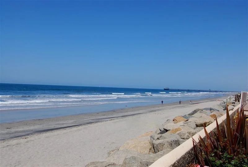 1031 Pacific Street #D, Oceanside, CA 92054