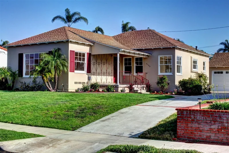 4122 Bedford Drive, San Diego, CA 92116