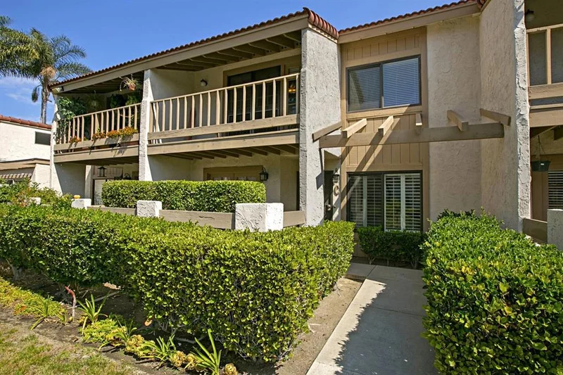 11848 Bernardo Terrace #C, San Diego, CA 92128
