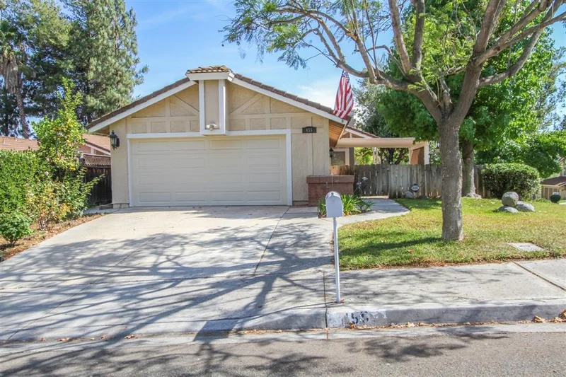 455 Cara Street, Escondido, CA 92025