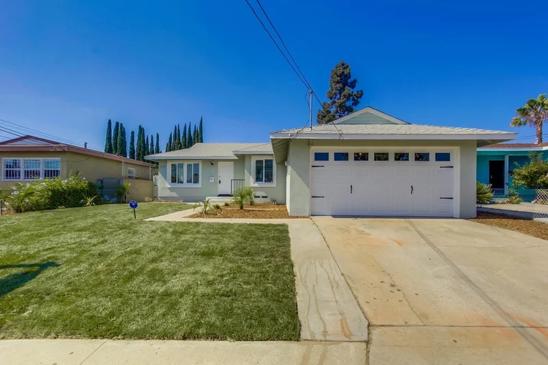 5122 Reynolds, San Diego, CA 92114