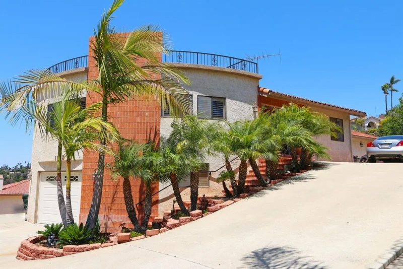1153 Lita Lane, Vista, CA 92084