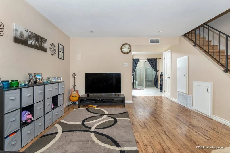 4231 Lowell Street #8, La Mesa, CA 91941