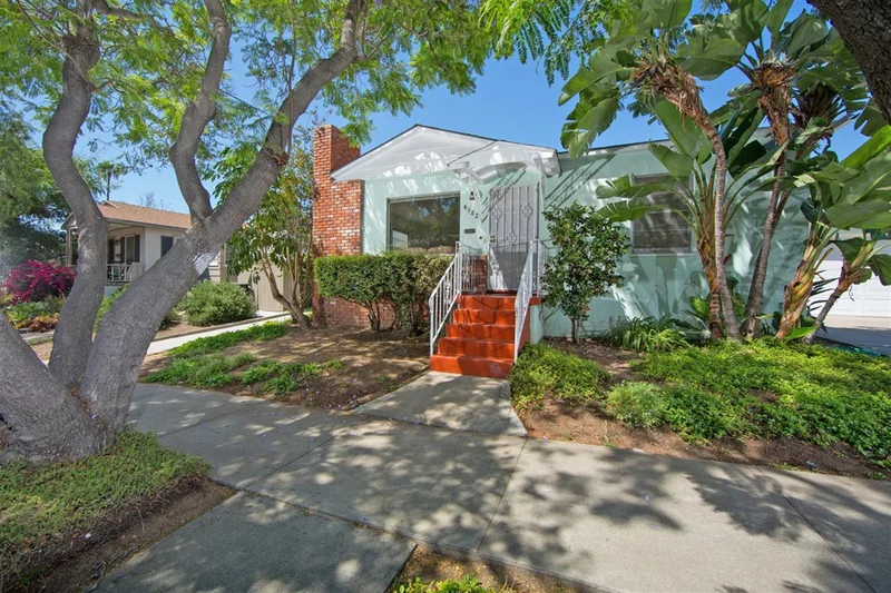 4582 Alamo Drive, San Diego, CA 92115