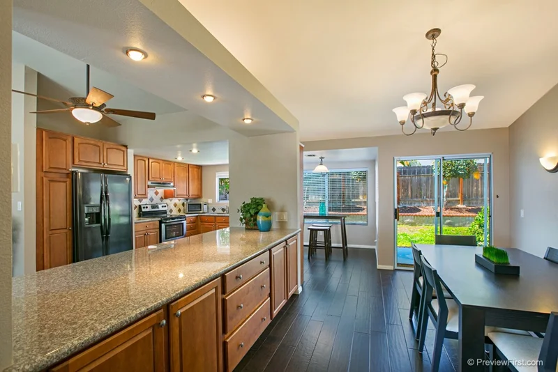 8944 La Cartera Street, San Diego, CA 92129