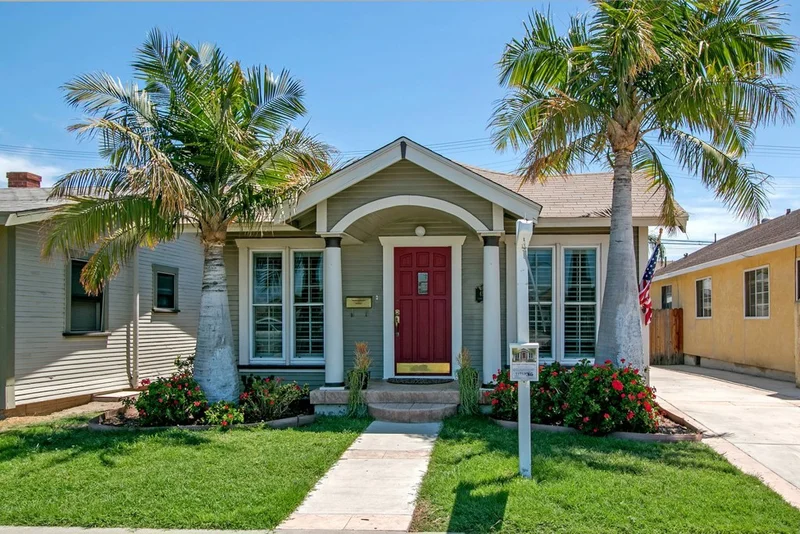 4581 Iowa Street, San Diego, CA 92116