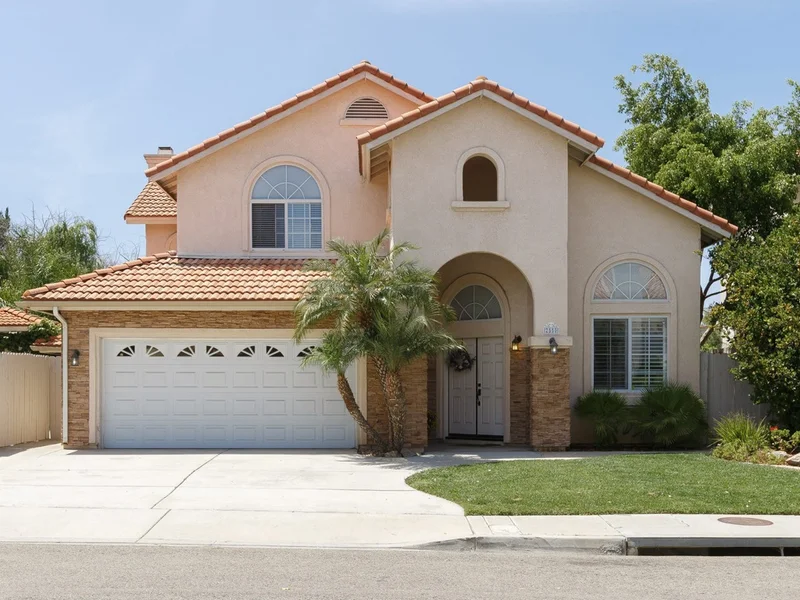 2550 Gold Lake Rd, Lemon Grove, CA 91945