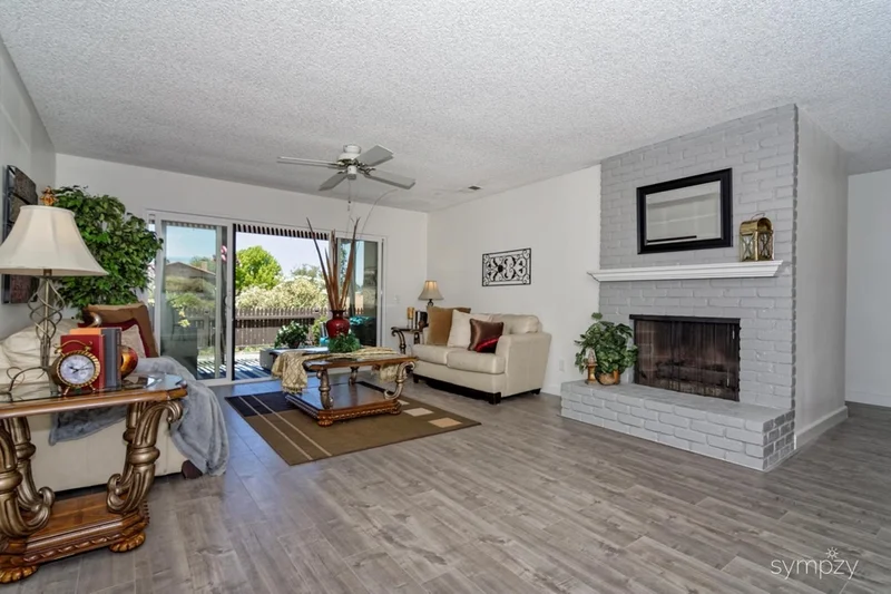 231 Ladera Way, Oceanside, CA 92054