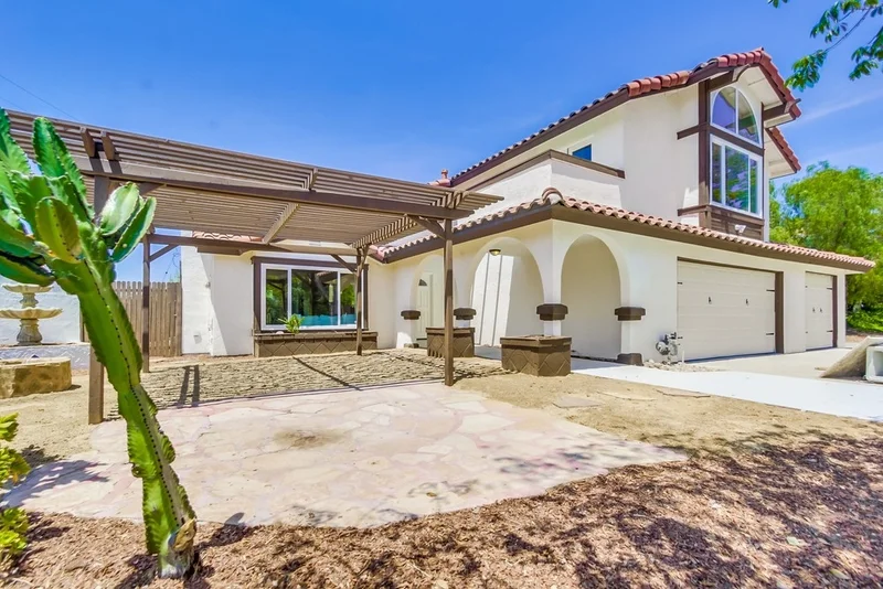 1866 Flume, El Cajon, CA 92021