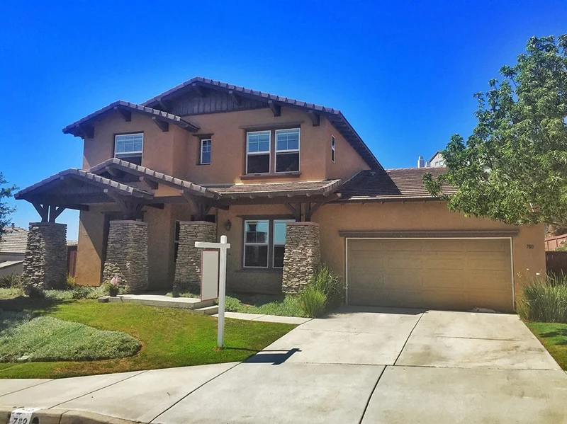 780 Hollowbrook Ct, San Marcos, CA 92078