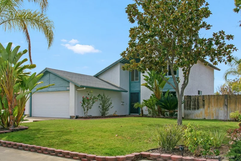 8620 Cordial Rd, El Cajon, CA 92021