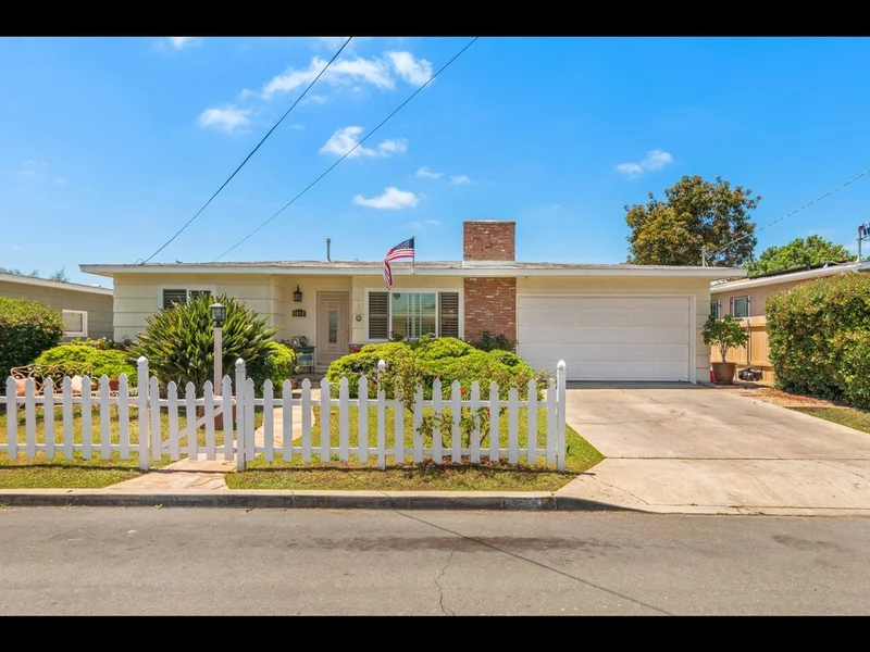 4658 Terry Lane, La Mesa, CA 91942